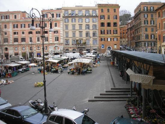 Midtown Trastevere โรม ภายนอก รูปภาพ